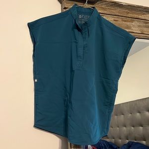 Rafaela oversized scrub top xxs worn once Caribbean Blue
